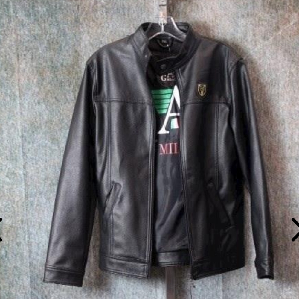 G A MILANO NWT MENS LEATHER BIKER JACKET.  Size SMALL